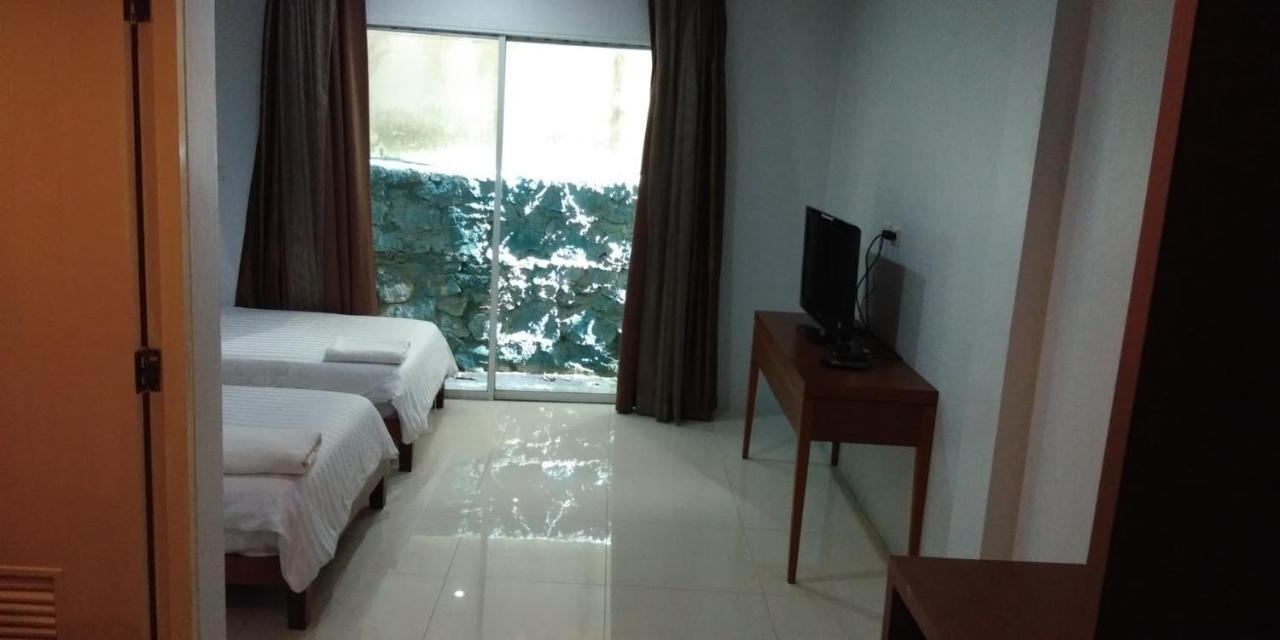 Rama Kata Beach Hotel Exterior photo